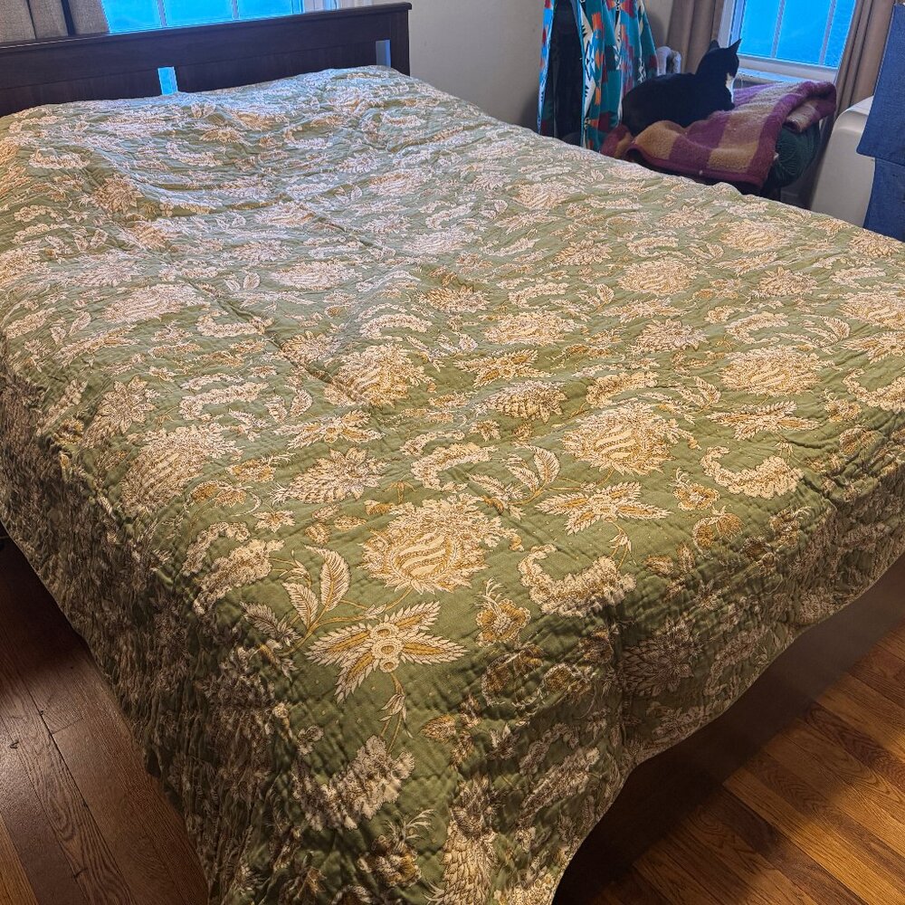 Pottery Barn Margaret Palampore quilt - Queen size